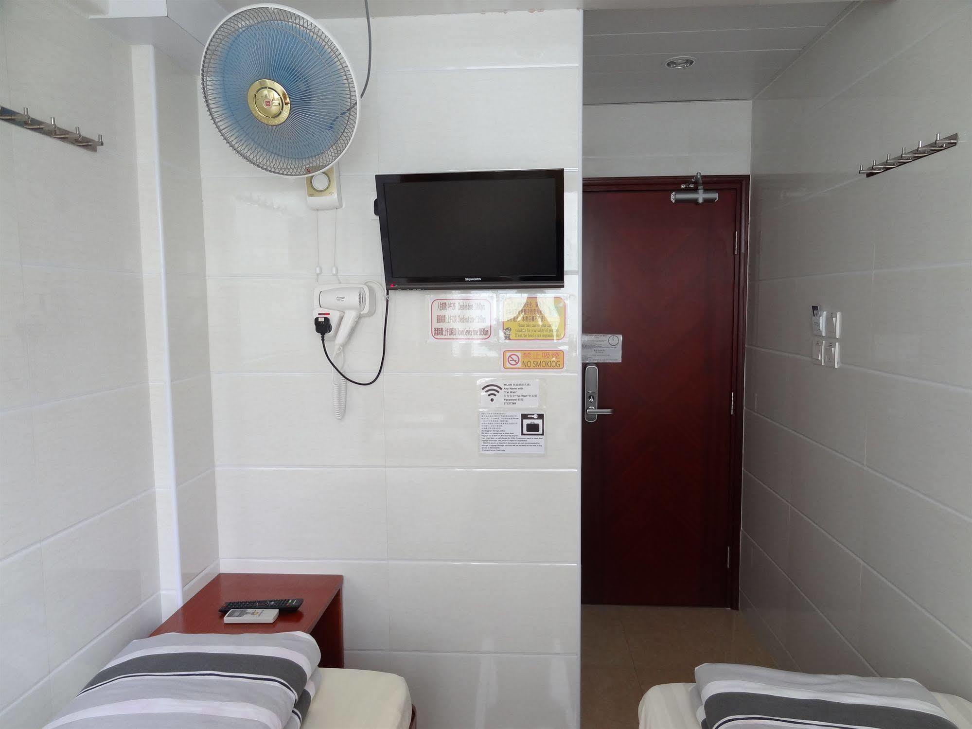 Tai Wah Hostel Hong Kong Exterior photo